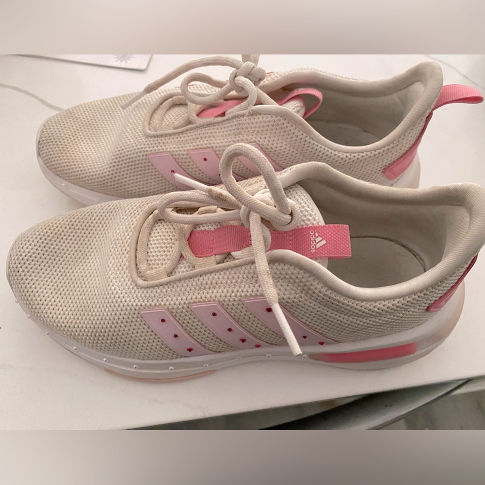 Adidas girls sneakers ♥️
